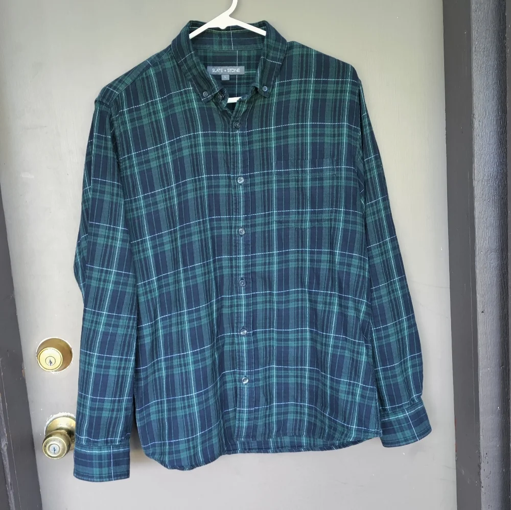 Slate & Stone Blue and Green Plaid Button Down Shirt‎